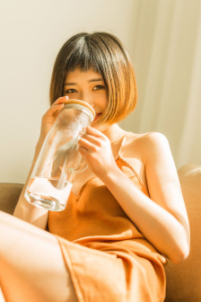女阾居的丰满奶水ⅩXXX小说